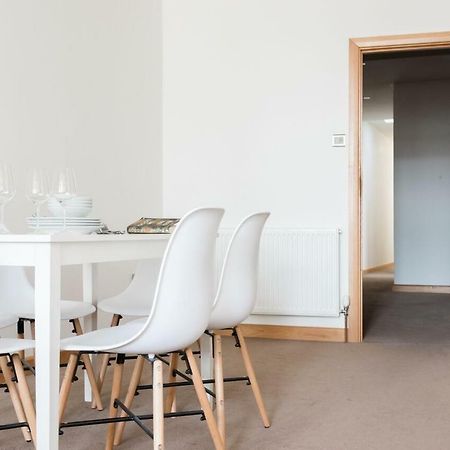 The College Green Loft - Historic Light-Flooded 3Bdr Home Bristol Bagian luar foto